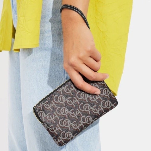 Coach Corner Zip Wristlet CF458 Black Monogram Print Coated Canvas Pouch Bag - Picture 3 of 9